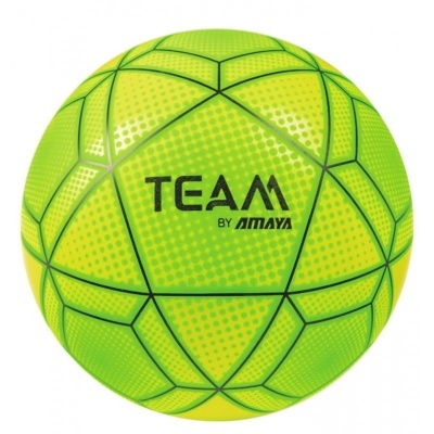 bola de futebol amarela com texto TEAM BY AMAYA