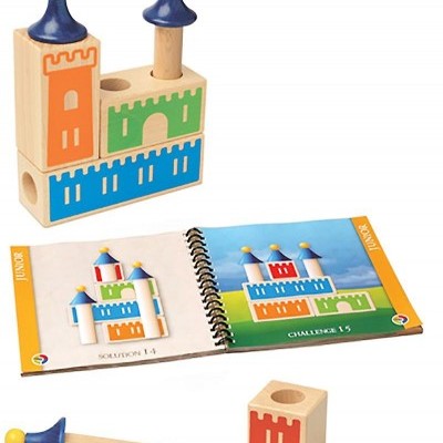 Jogo de blocos de montar castelo em madeira colorida com livro de desafios