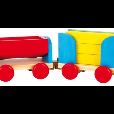 Trem de brinquedo de madeira colorido com três carruagens e rodas vermelhas