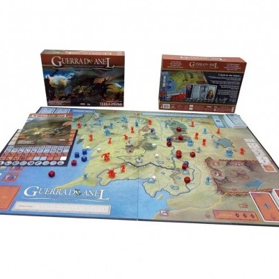 Jogo de tabuleiro Guerra do Anel com peças coloridas e tabuleiro ilustrado