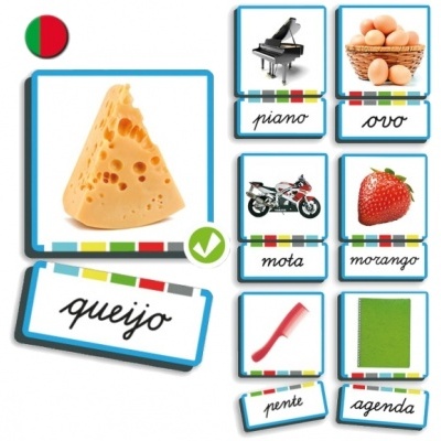 Cartões ilustrativos com imagens e palavras em português para objetos diversos incluindo queijo, piano, ovo, mota, morango, pente e agenda.
