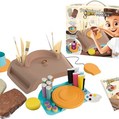 Kit de cerâmica com torno, barro, pincéis, tintas e embalagem