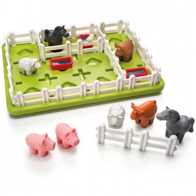Jogo infantil com base verde e figuras de animais em plástico colorido