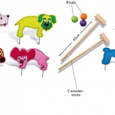 Jogo de malhete com cães coloridos, bastões de madeira e bolas