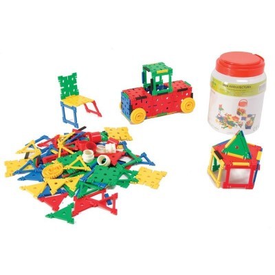 Peças de construção em plástico colorido com duas estruturas montadas e embalagem com tampa vermelha