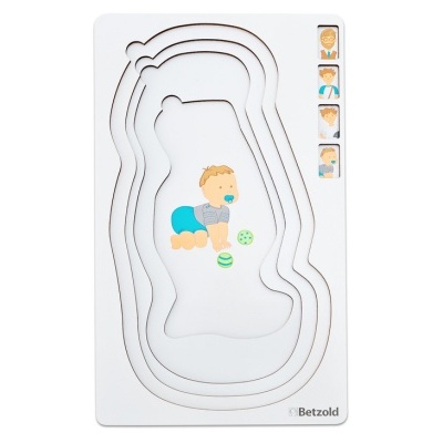 Conjunto de moldes de corte branco em forma de ursinho com ilustração no centro