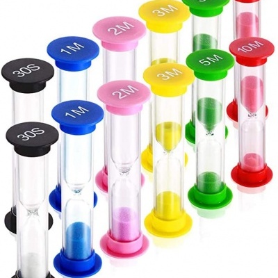 Ampulhetas coloridas com tampas indicando tempos