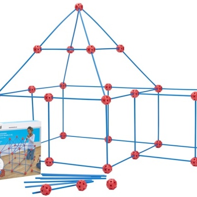 Kit de construção de estruturas geométricas com bastões azuis e esferas vermelhas com embalagem