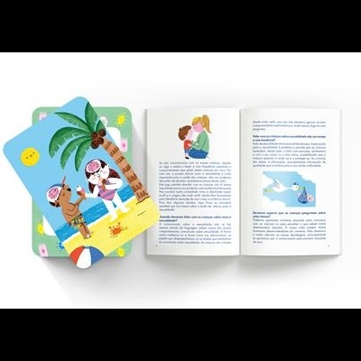 Livro infantil aberto com ilustrações e texto em português, ao lado de capa azul com desenhos de crianças e palmeira.