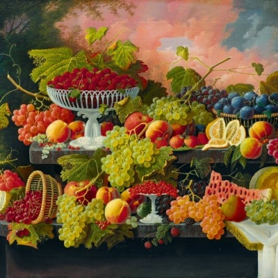 natureza-morta com frutas variadas em mesa e cenário natural