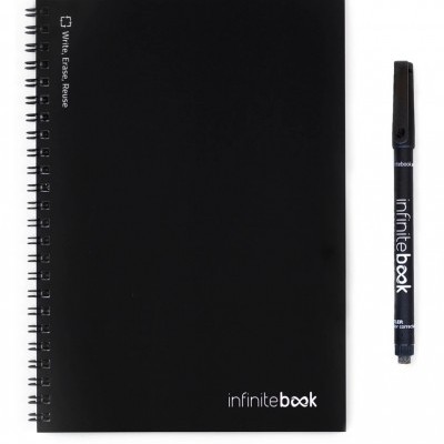 Caderno preto espiral e caneta preta com texto infinitebook