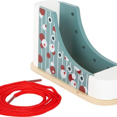 Suporte para sapatos decorado azul esverdeado com flores e cordão vermelho