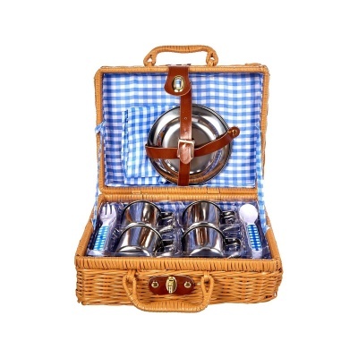 Cesto de piquenique com talheres e canecas