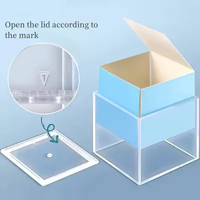 Caixa transparente com tampa e texto de instruções em inglês