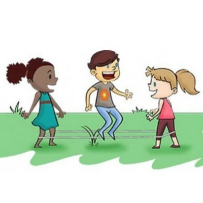 Ilustração de três crianças a brincar num campo verde