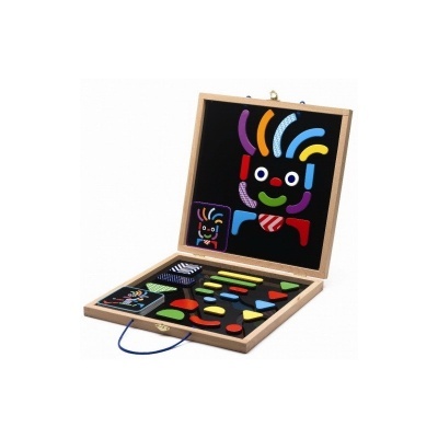 Jogo infantil de peças magnéticas coloridas e caixa de madeira com quadro magnético.