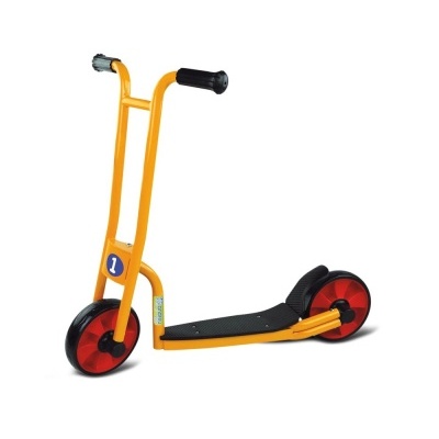 Trotinete infantil amarela com rodas vermelhas e plataforma preta