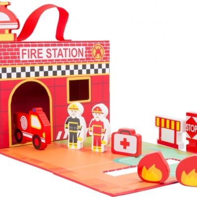 Brinquedo estação de bombeiros em papel/cartão com acessórios coloridos
