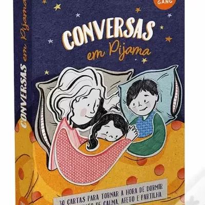 Caixa de cartas Conversas em Pijama com ilustração de família na cama