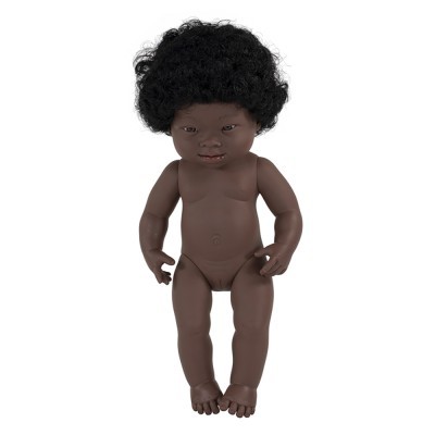 Boneco de bebé com pele castanha escura e cabelo preto encaracolado
