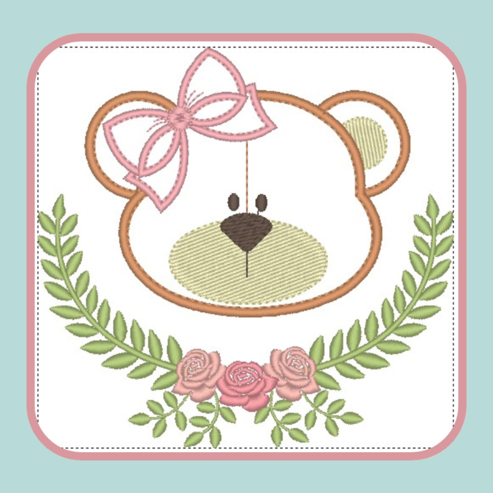 Bordado ursinho com laço rosa e flores em folhas verdes