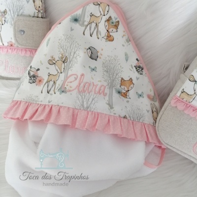 Toalha de banho de bebé com capuz, padrão de animais da floresta, bordado 