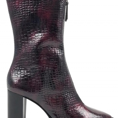 Bota de senhora em pele sintética preta e vermelha com padrão de pele de crocodilo e salto alto quadrado