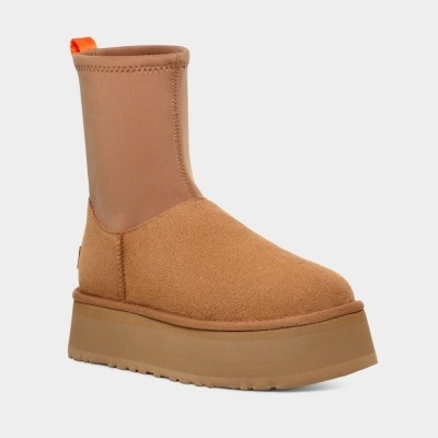 Bota feminina castanha cano alto com sola grossa e puxador laranja