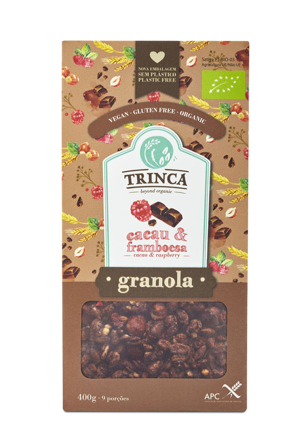 granola cacau e framboesa BIO sem glúten - 400g Caixa de granola Trinca sabor cacau e framboesa, embalagem castanha com janela transparente