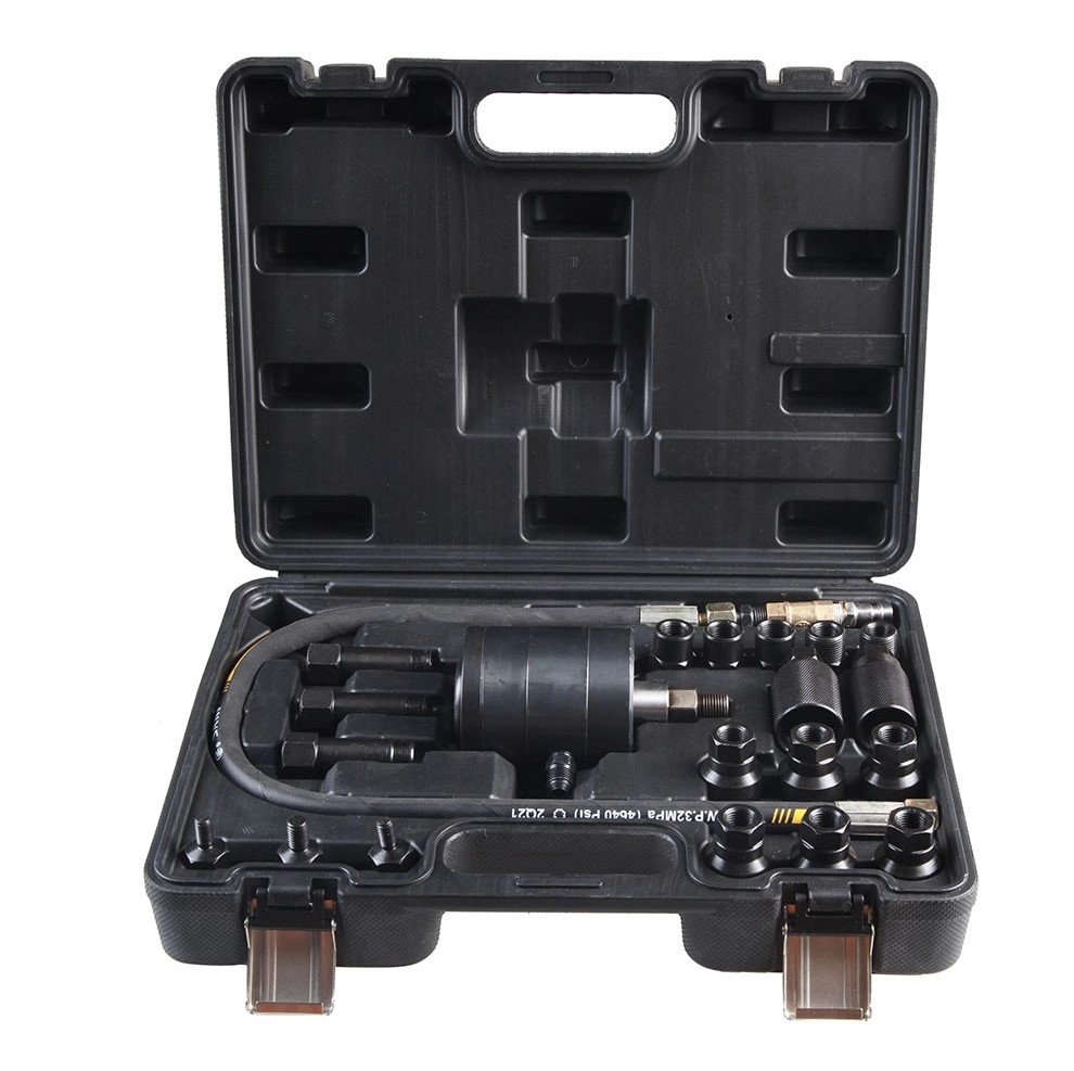 Conjunto de ferramentas em estojo preto com várias peças metálicas organizadas