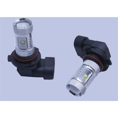 Dois equipamentos LED metálicos para iluminação automóvel com conectores pretos e anéis vermelhos