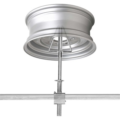 Suporte metálico prateado para rodas com fixação ajustável