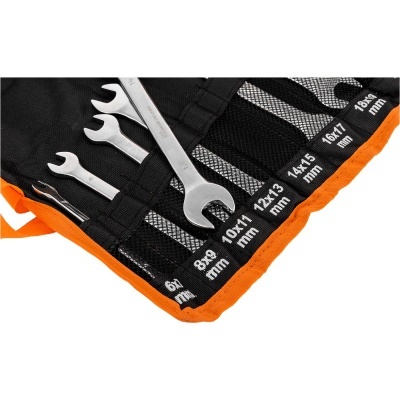 Conjunto de chaves fixas organizadas em bolsa preta com contorno laranja e tamanhos visíveis