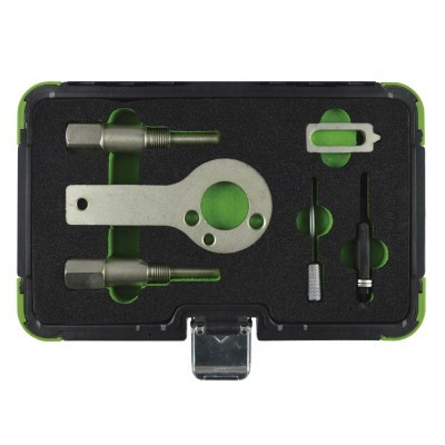 Conjunto de ferramentas metálicas organizadas em caixa preta com espuma verde