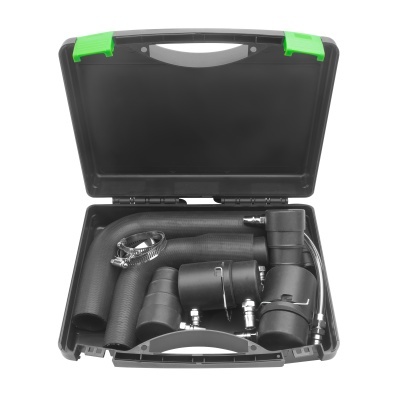 Conjunto de mangueiras pretas em mala plástica com fechos verdes