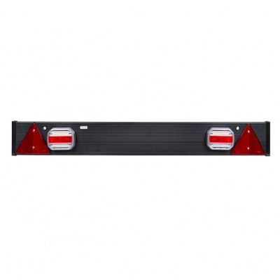 Barra traseira preta com luzes retangulares brancas e vermelhas e triângulos vermelhos refletivos