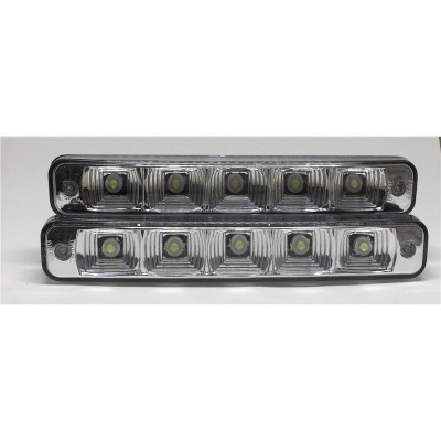 Dois faróis de luz LED retangulares com cinco LEDs cada