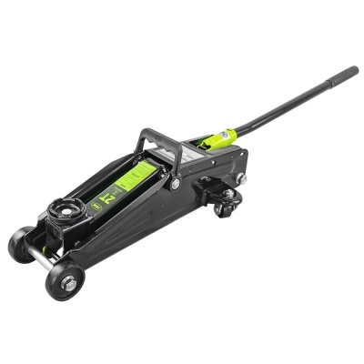 Macaco hidráulico preto com alavanca longa e etiquetas verdes