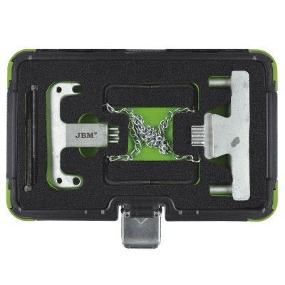 Conjunto de ferramentas metálicas JBM em caixa preta e verde com interior em espuma