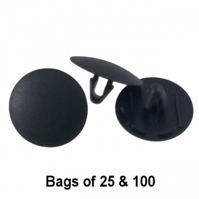 Dois botões redondos pretos de plástico com texto Bags of 25 & 100