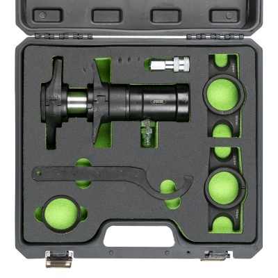 Conjunto de ferramentas em estojo preto com interior em espuma preta e verde