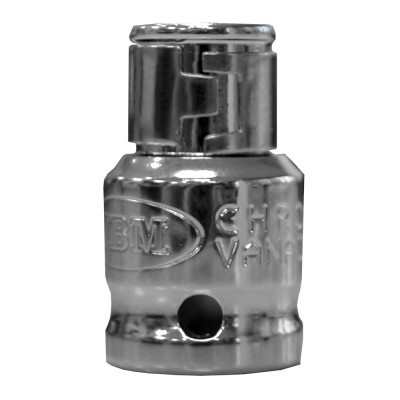 Soquete metálico cromado com gravações em relevo