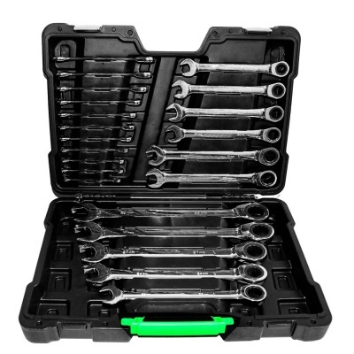 Conjunto de chaves de boca e de anel em caixa preta com pega verde