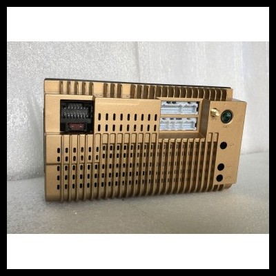 Dispositivo eletrónico dourado com conectores e ranhuras para ventilação