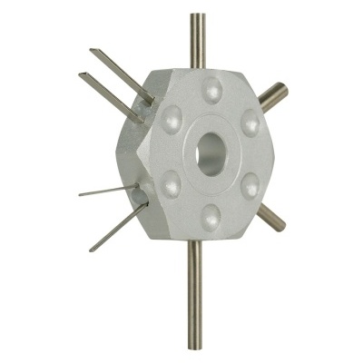 ferramenta metálica hexagonal com hastes cilíndricas e furo central