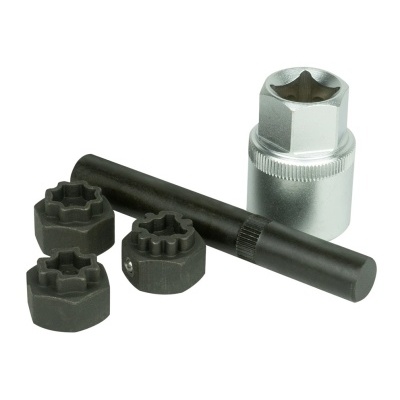 Ferramentas variadas de metal com soquetes pretos e prateado