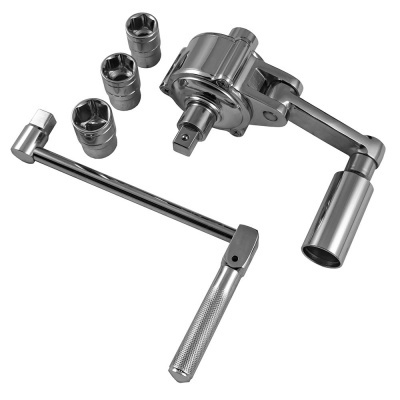 conjunto de ferramentas manuais metálicas com catraca, soquetes e alavanca