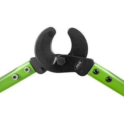 Aparelho cortador manual com lâminas pretas e cabos verdes