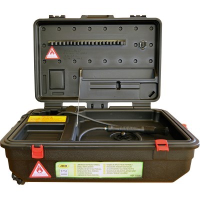 Mala preta de plástico aberta com lâmpada de inspeção portátil dentro