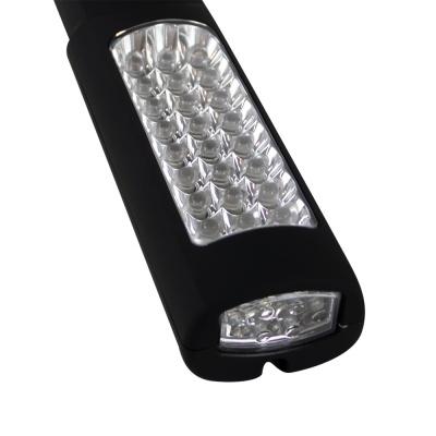 Lanterna preta rectangular com luzes LED